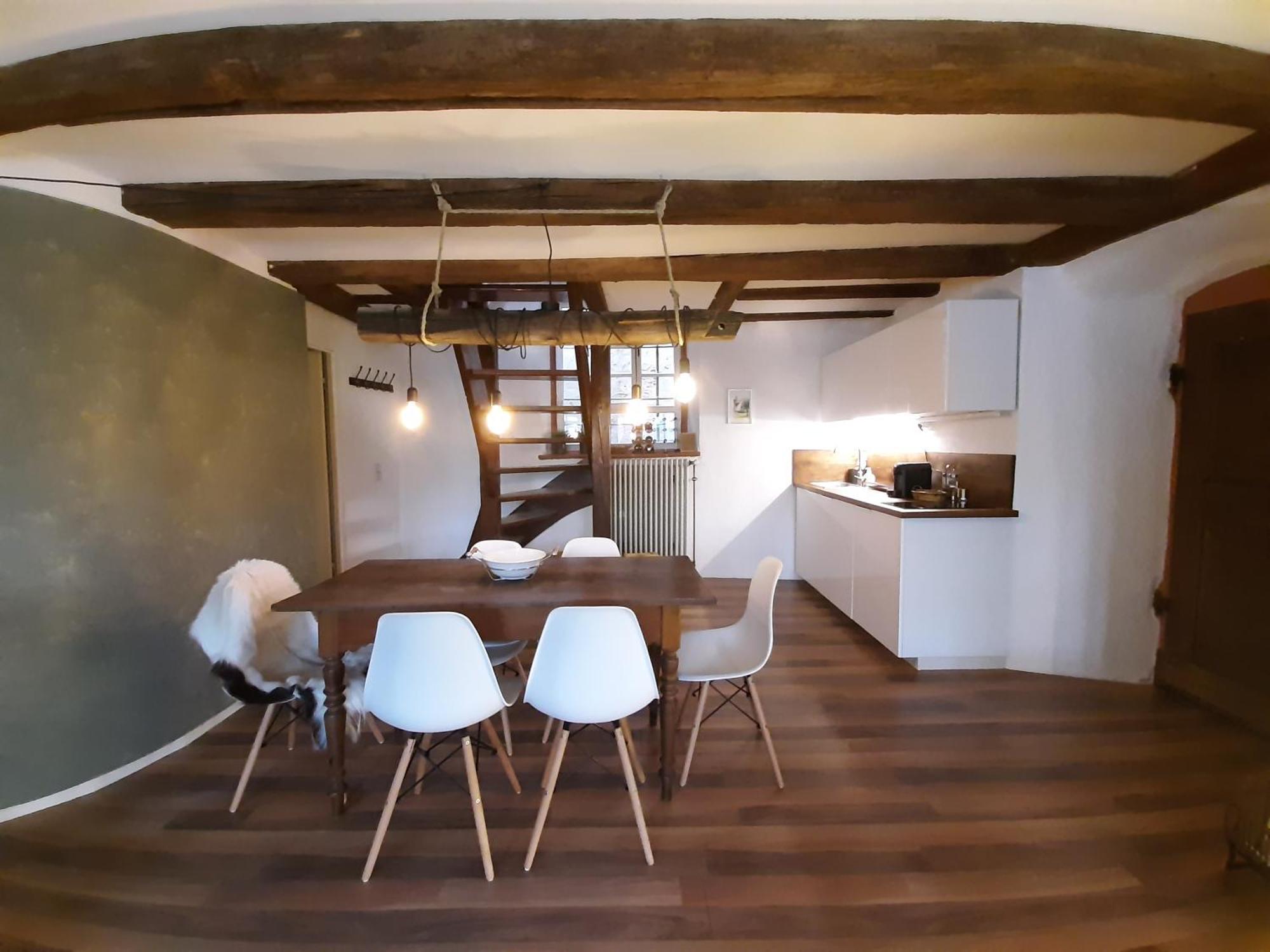 Historischer Adelshof Am Marktplatz, Atelier 70 M² Weinheim Esterno foto