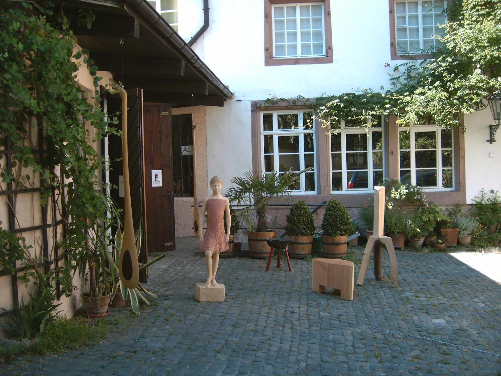 Historischer Adelshof Am Marktplatz, Atelier 70 M² Weinheim Esterno foto